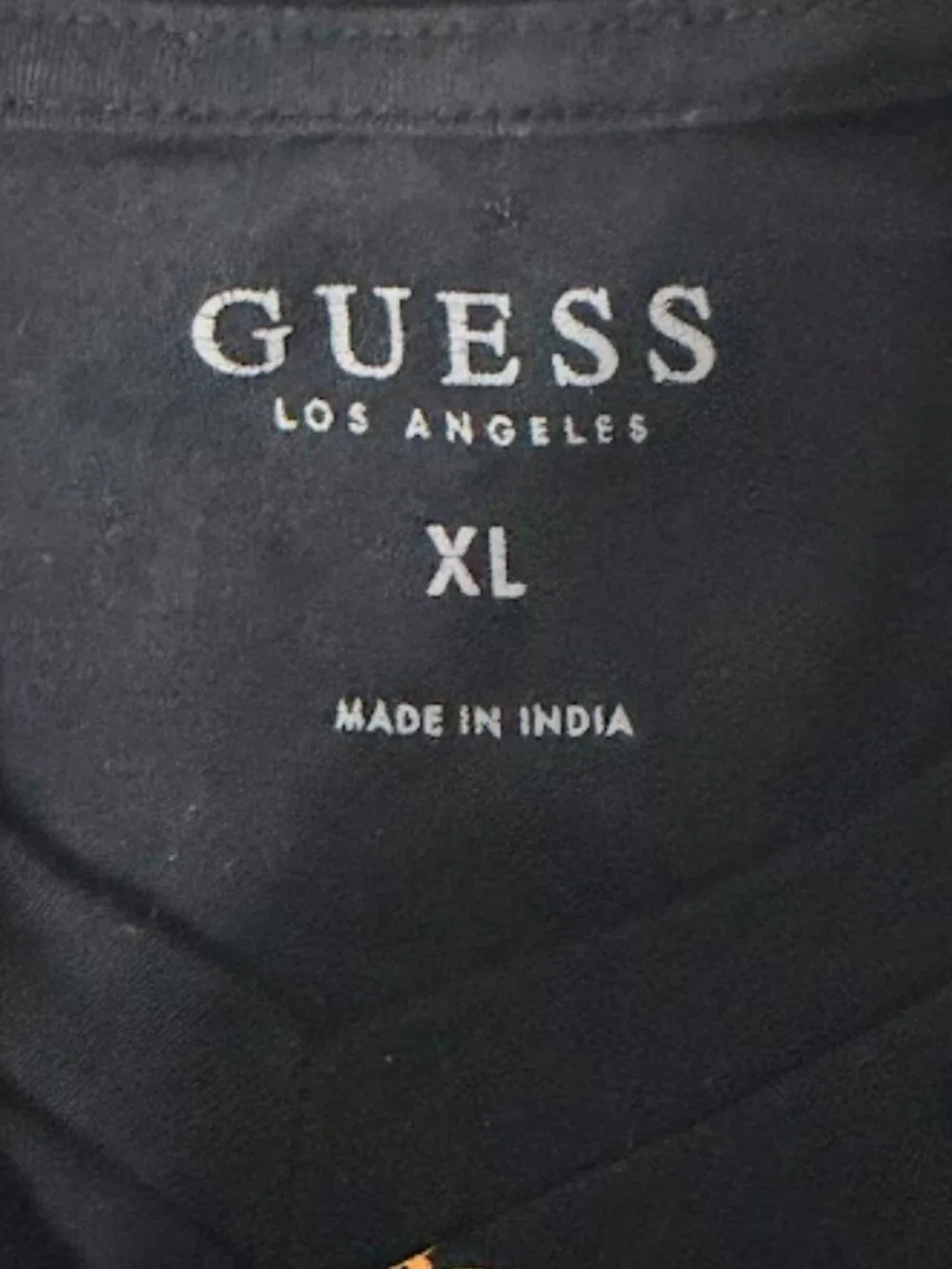 GUESS Baroque Chain Print Tee Black Gold Logo T-Shirt Size M - Picture 5 of 7